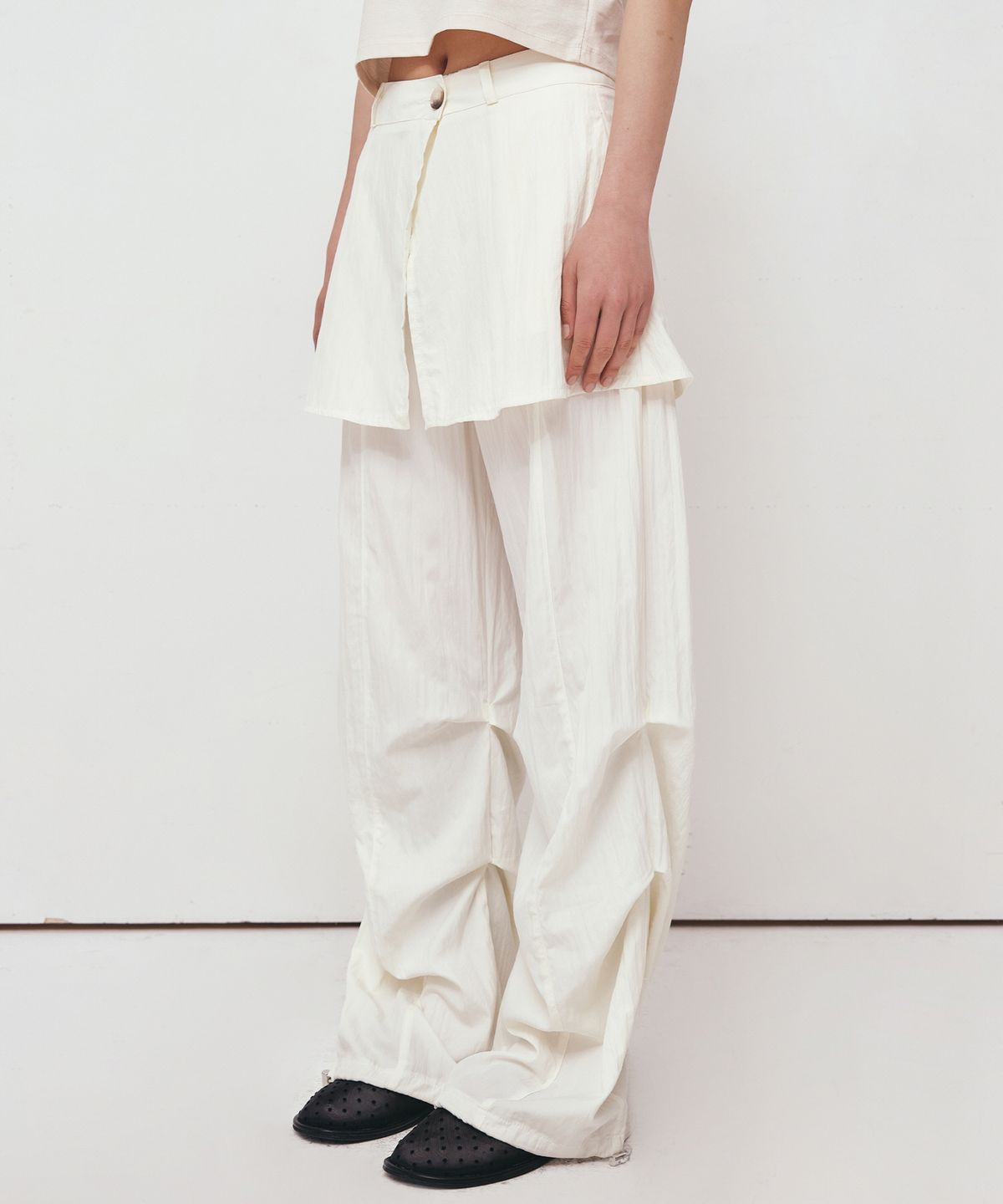 닉앤니콜(NICK&NICOLE) LAYERED SKIRT PANTS_IVORY