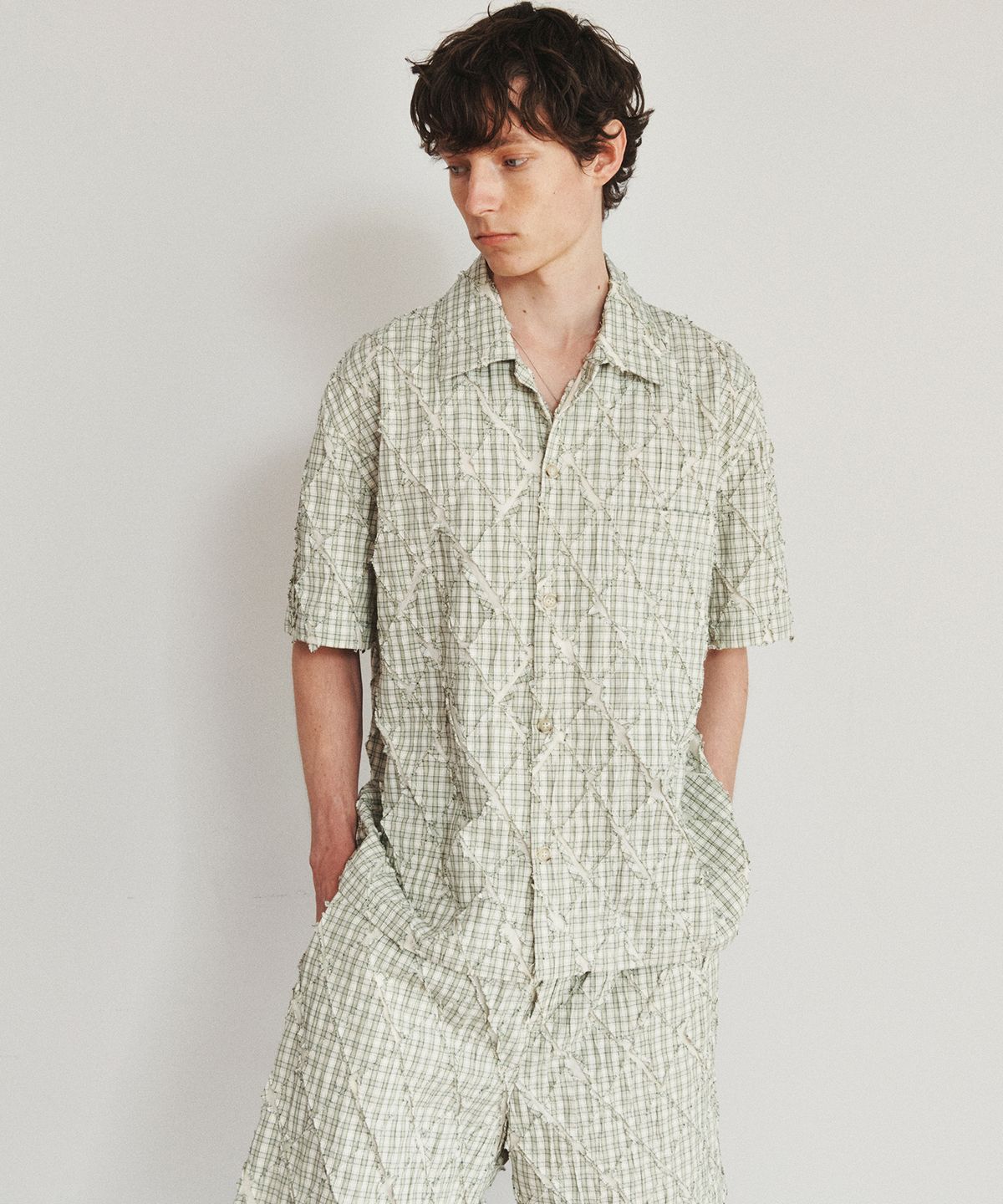 호이테(HEUTE) ARGYLE CONVERTIBLE COLLAR SHORT SLEEVE SHIRT (LIGHT KHAKI)