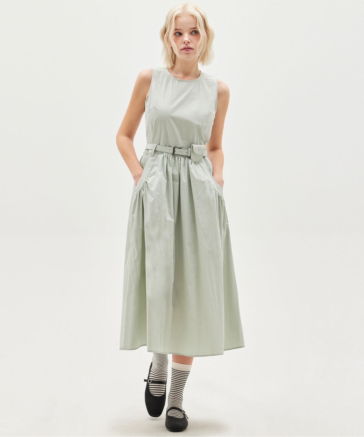탑걸(TOPGIRL) SLEEVELESS FLARED DRESS WITH BELT_T513DS503