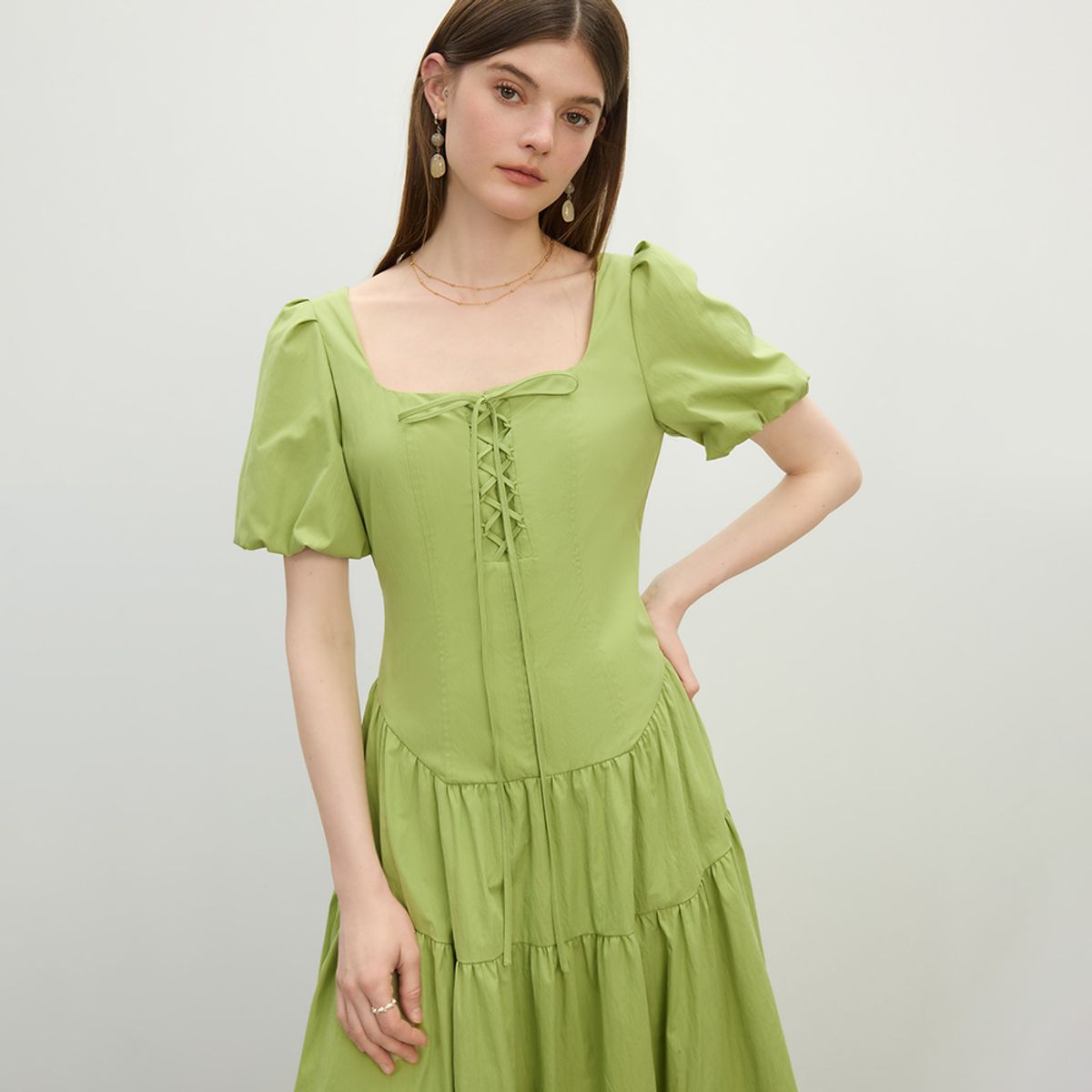 웬스데이딜라잇(WEDNESDAY DELIGHT) WD_Strap puff sleeve dress