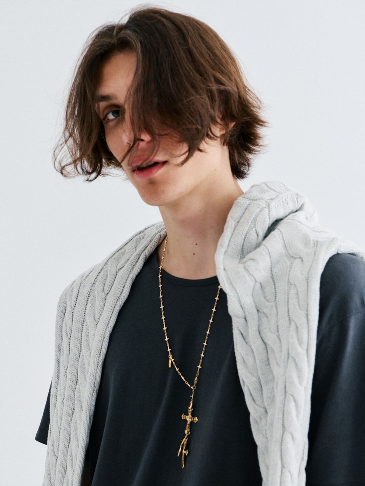 고저(GOZER) UNDER HALF T-SHIRT_CHARCOAL