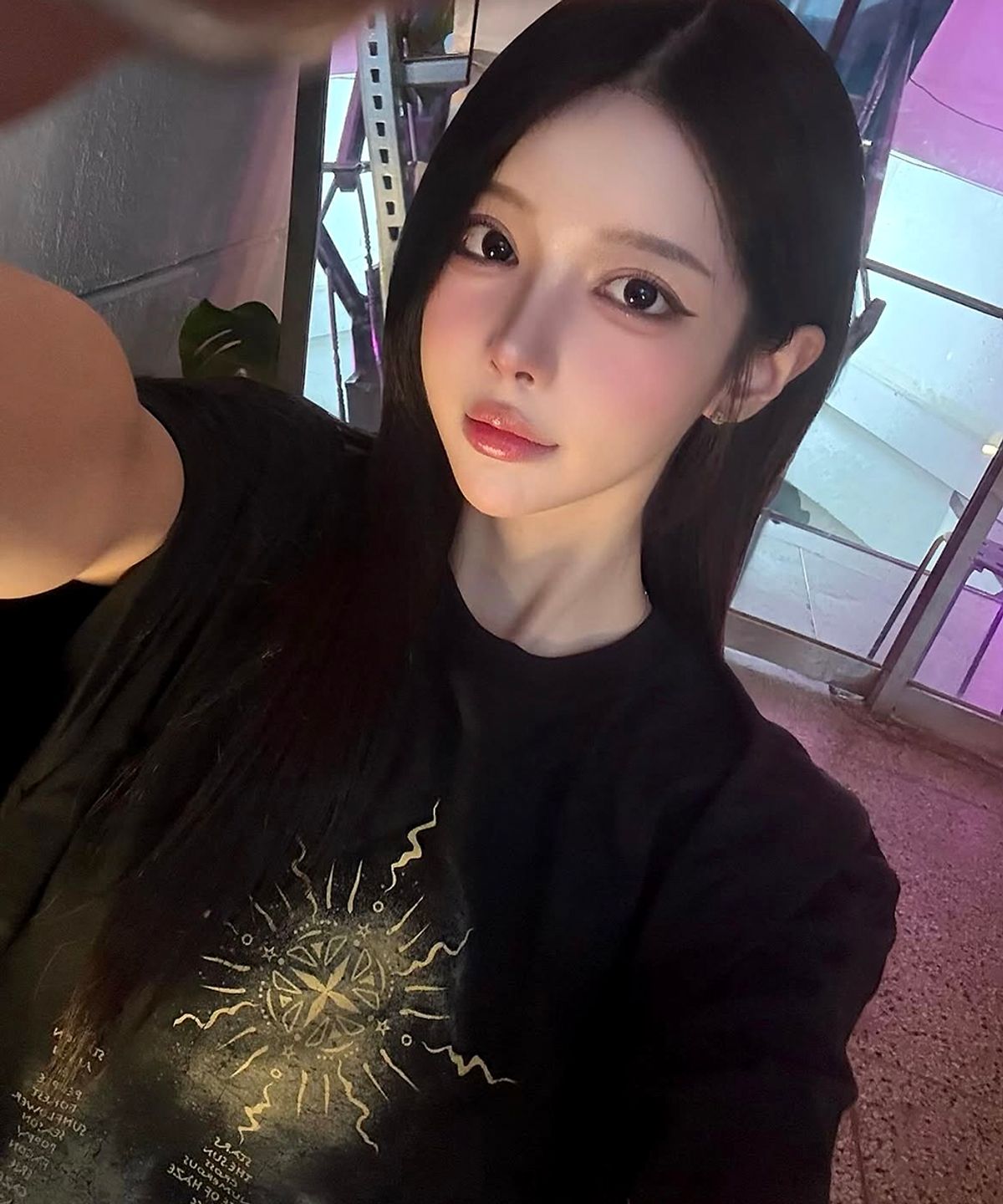 마이딥블루메모리즈(MY DEEP BLUE MEMORIES) Sun Ankh T-Shirts in BLACK