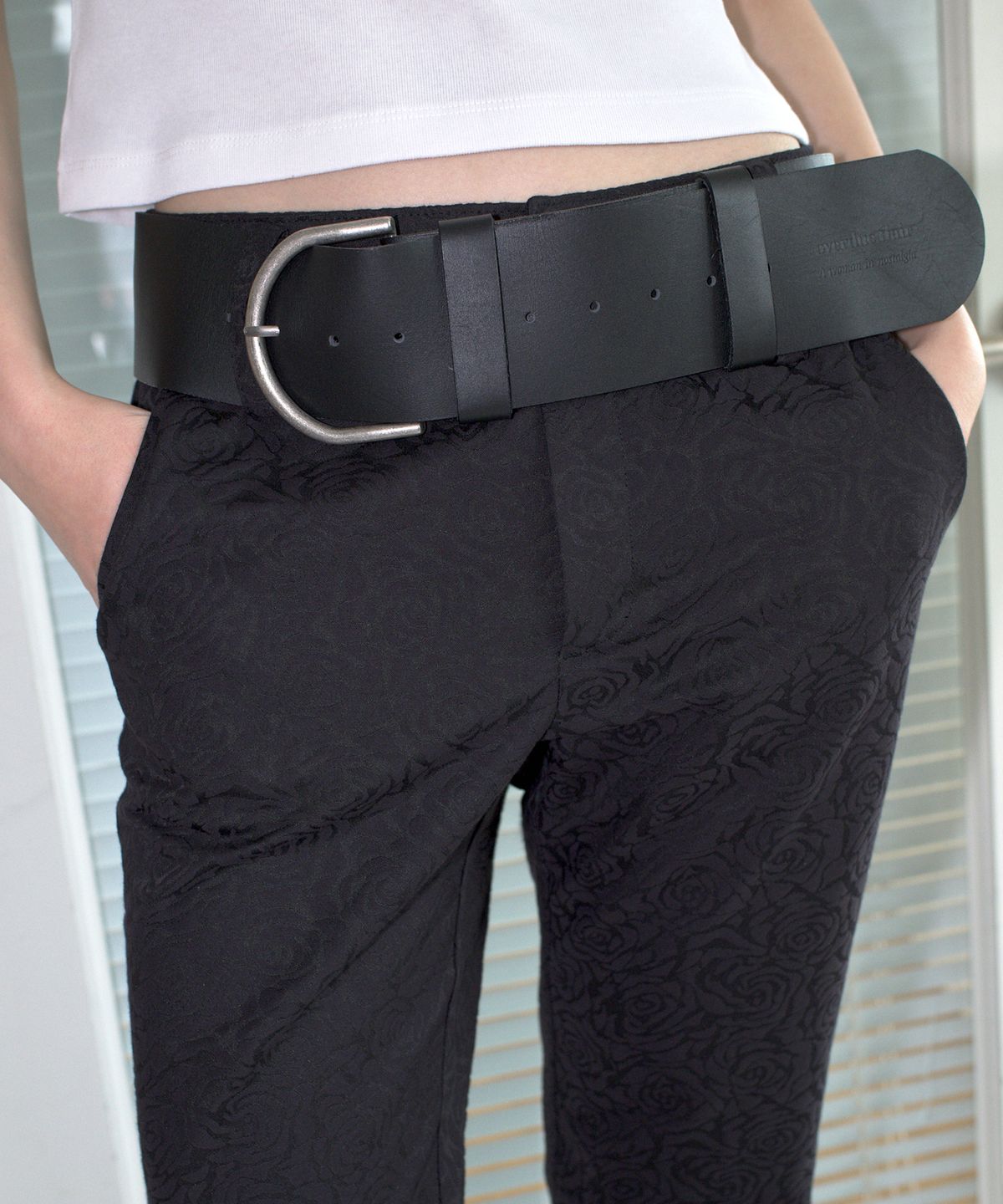 오버듀플레어(OVERDUEFLAIR) JACQUARD SEMI BOOTCUT PANTS_BLACK ROSE