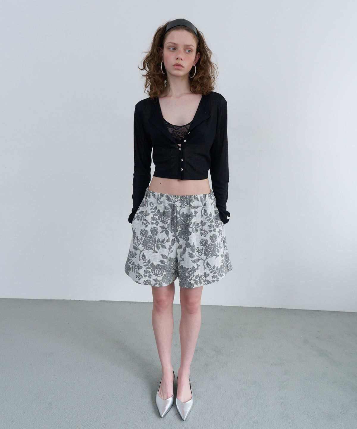 오버듀플레어(OVERDUEFLAIR) SOFT MINI CARDIGAN_BLACK