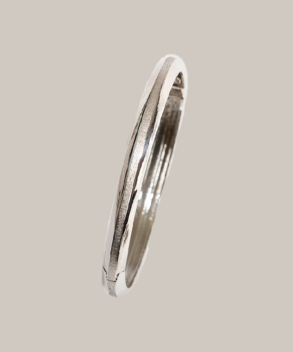제이누이(JNUI) 제이누이 슬랜트 뱅글팔찌 silver 16-17cm