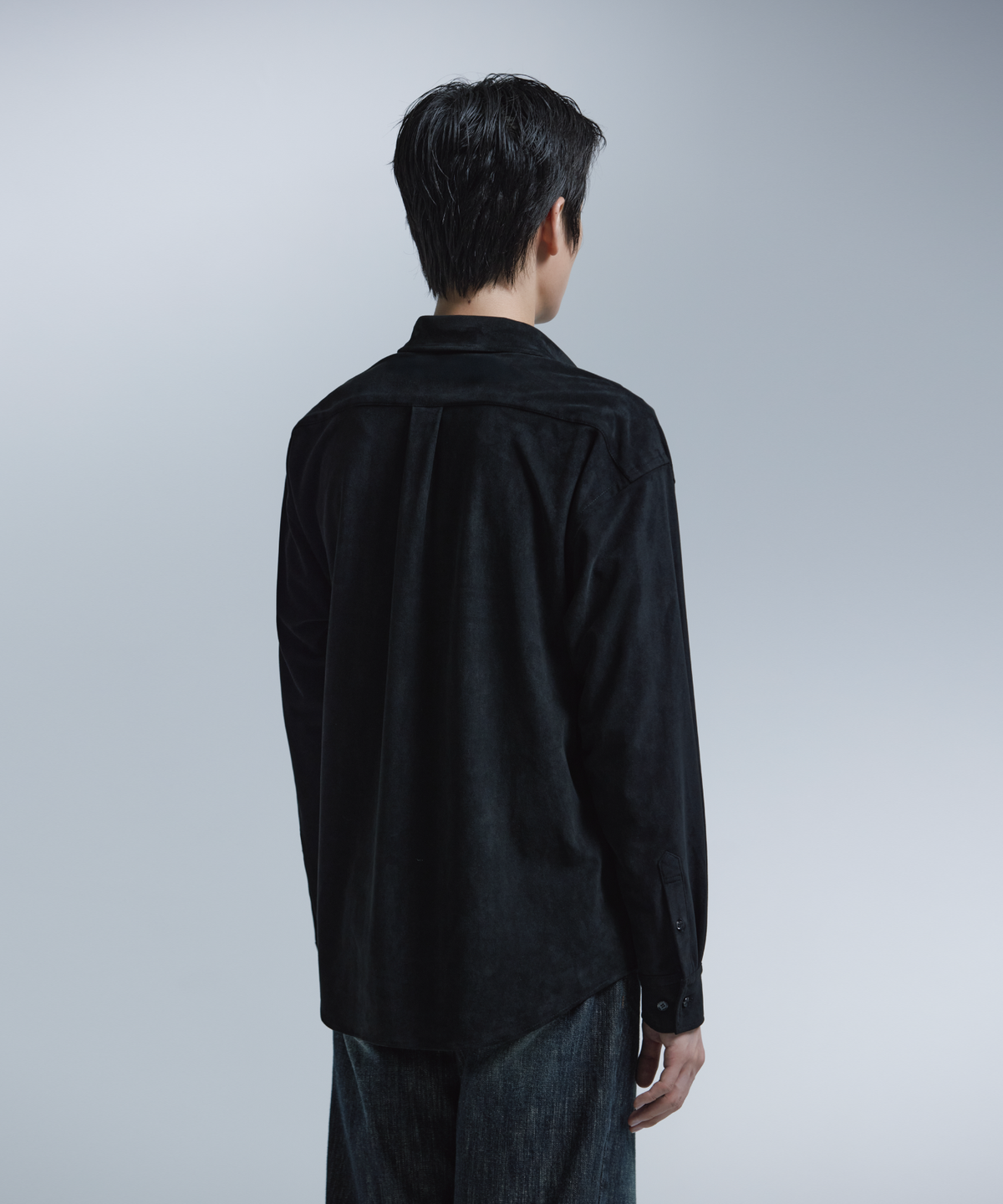 넌블랭크(NONBLANK) 스웨이드 셔츠_BLACK