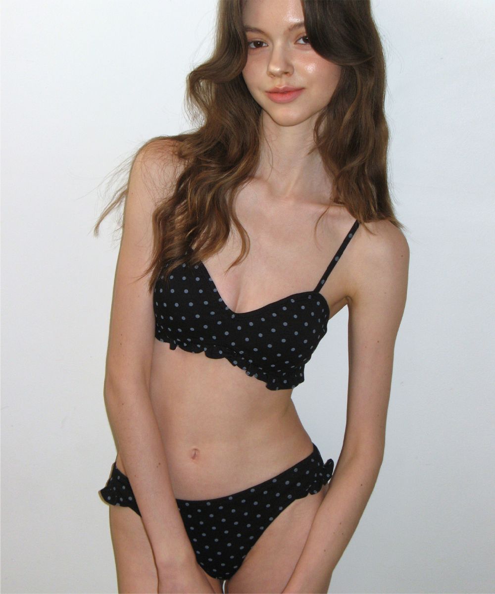 ★CRANK★DOT FRILL BIKINI SET_BLACK★正規品/韓国直送料込 MUSINSA公式 | CRANK Dot Frill Bikini Set_Black