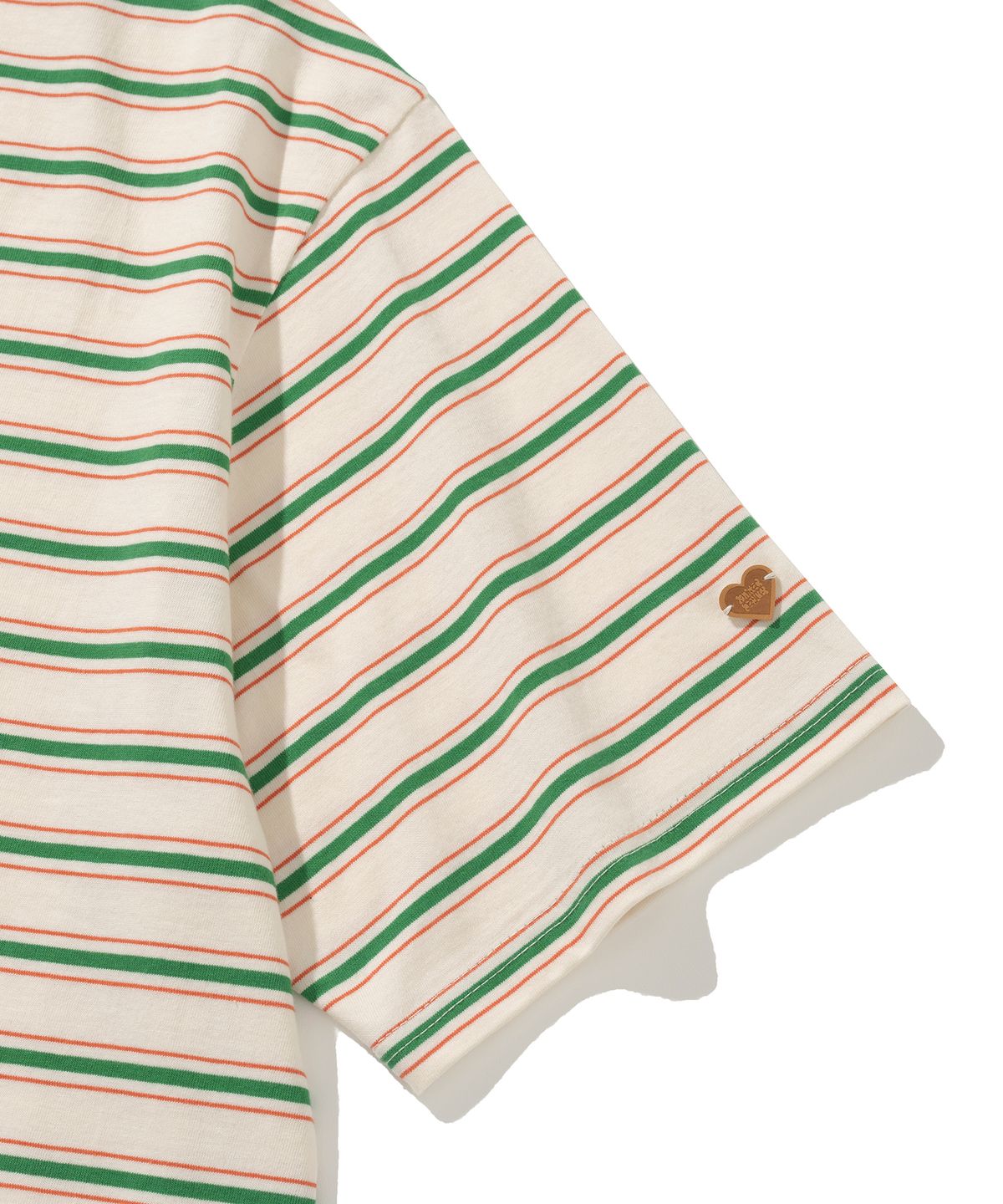 니티드(KNITTED) (UNISEX) 스트라이프 레더 하트 티셔츠 CREAM