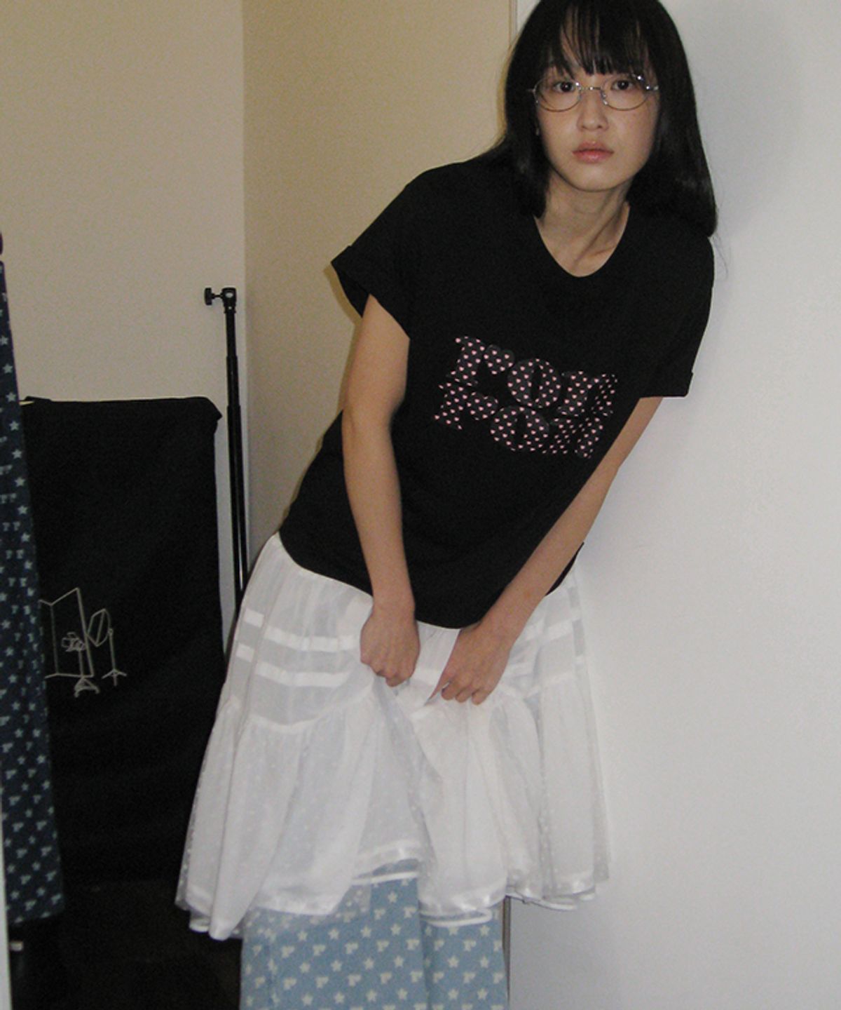 론론(RONRON) HEART LOGO BASIC FIT T SHIRT BLACK