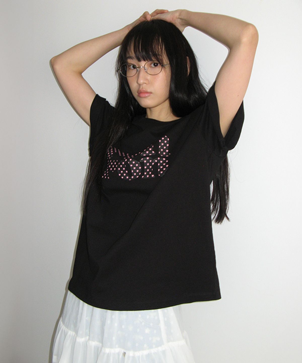 론론(RONRON) HEART LOGO BASIC FIT T SHIRT BLACK