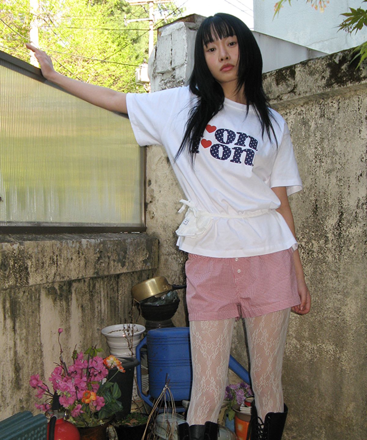 론론(RONRON) PATTERN LOGO BASIC FIT T SHIRT WHITE NAVY