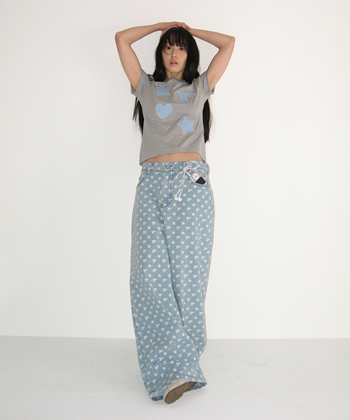 론론(RONRON) FIGURE SHAPE APPLIQUE T SHIRT GREY