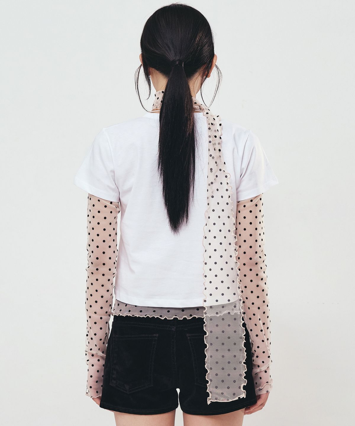 닉앤니콜(NICK&NICOLE) ROSE SIGNATURE CROP TOP_WHITE BURGUNDY