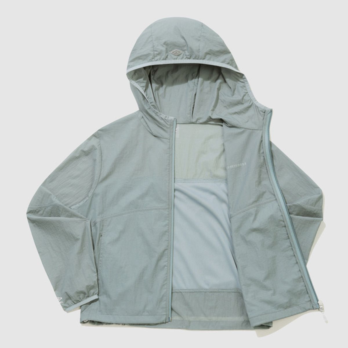 엄브로(UMBRO) 라이트브리즈 쿨링 우먼스 경량후드자켓 스카이블루(UQ222CJK66)