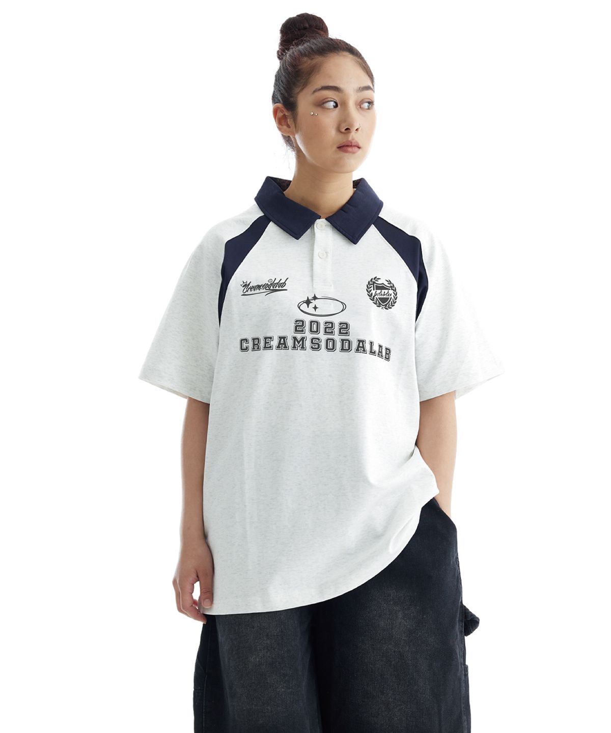 크림소다랩(CREAM SODA LAB) 심볼 로고 블록코어 반팔 카라 셔츠
