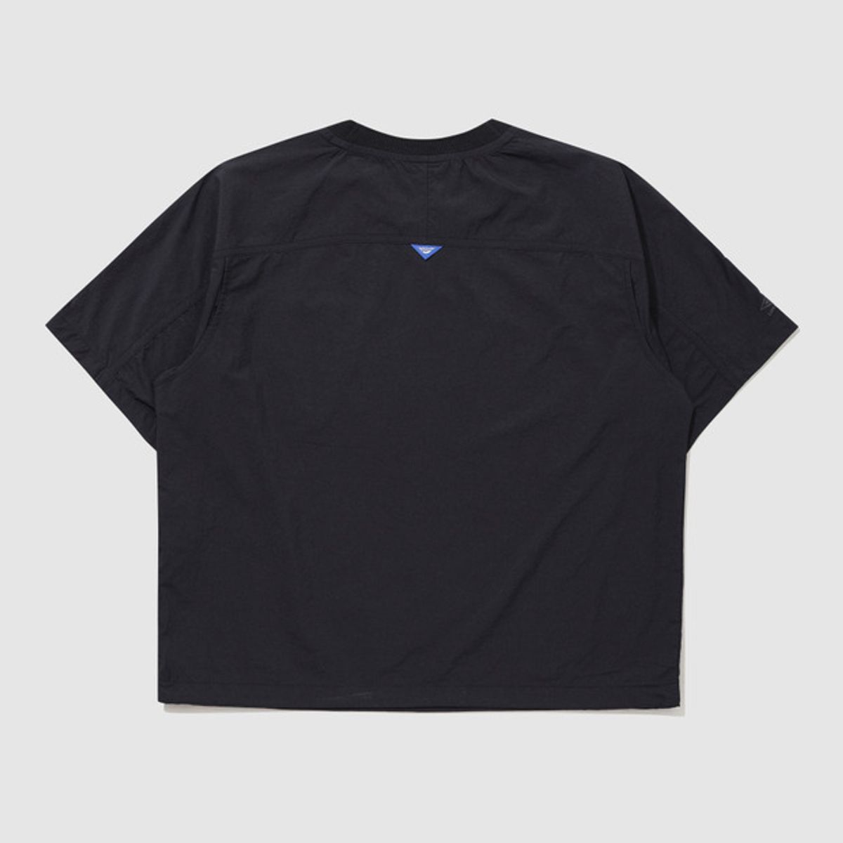 엄브로(UMBRO) 라이트브리즈 쿨링 반팔 피스테 블랙(UQ223CWT67)