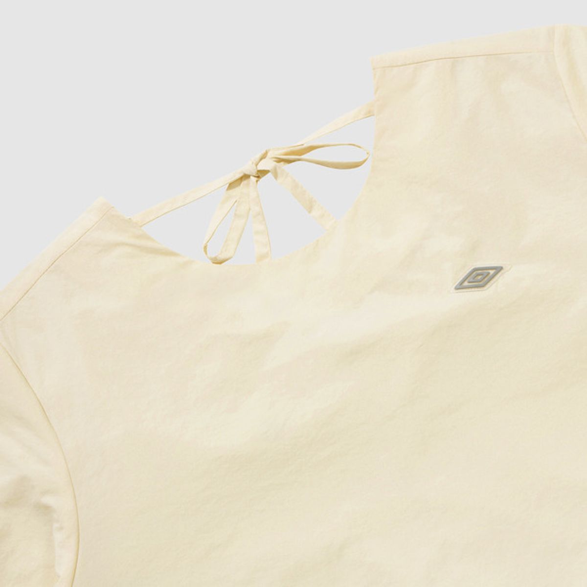 엄브로(UMBRO) 라이트브리즈 쿨링 우먼스 반팔 원피스 크림(UQ222COP66)