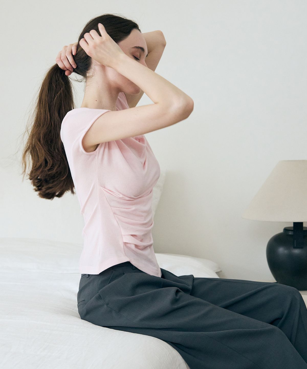드로우핏 우먼(DRAWFIT WOMEN) 언발란스 턱 드레이피 티셔츠 [PINK]