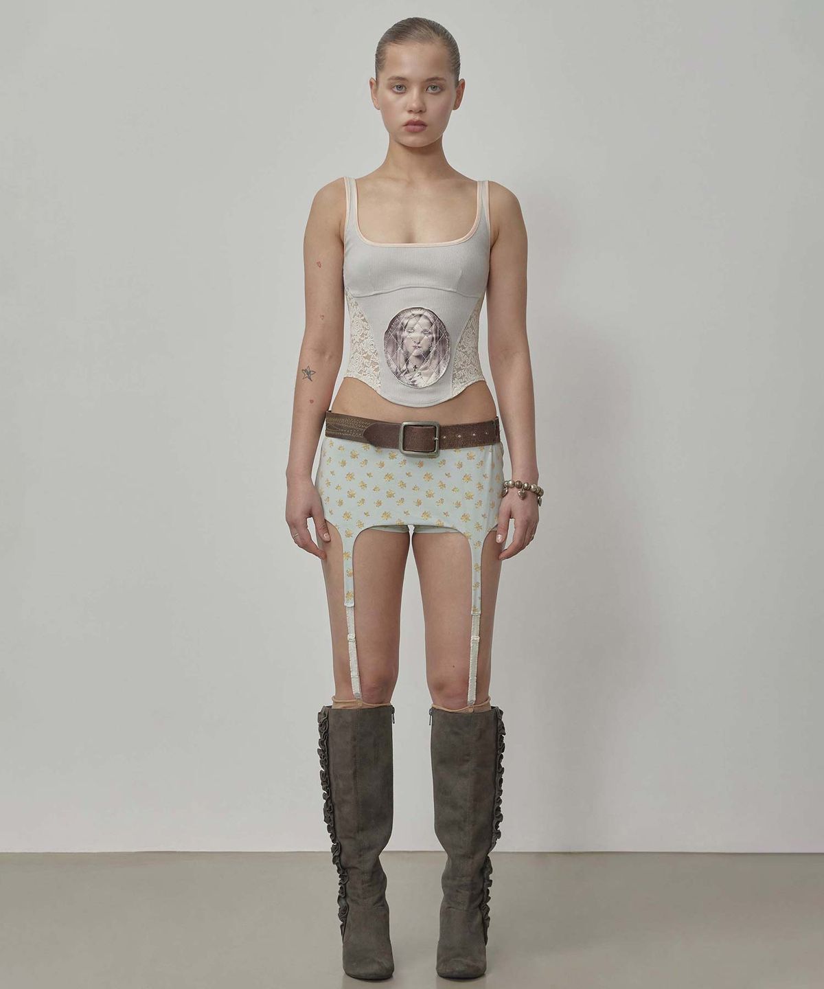 스컬프터(SCULPTOR) Cottage Garter Belt Skort Sky