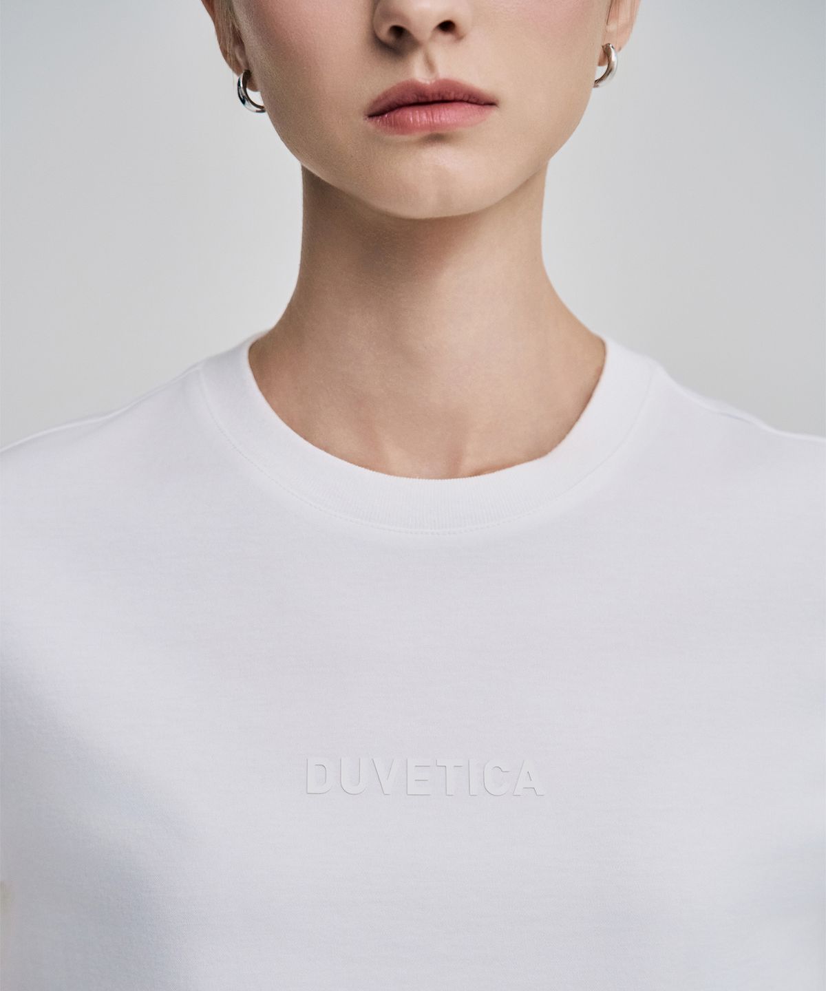 듀베티카(DUVETICA) 미라솔 크롭 라이트(라이트 아이보리)(여성 반팔티셔츠)