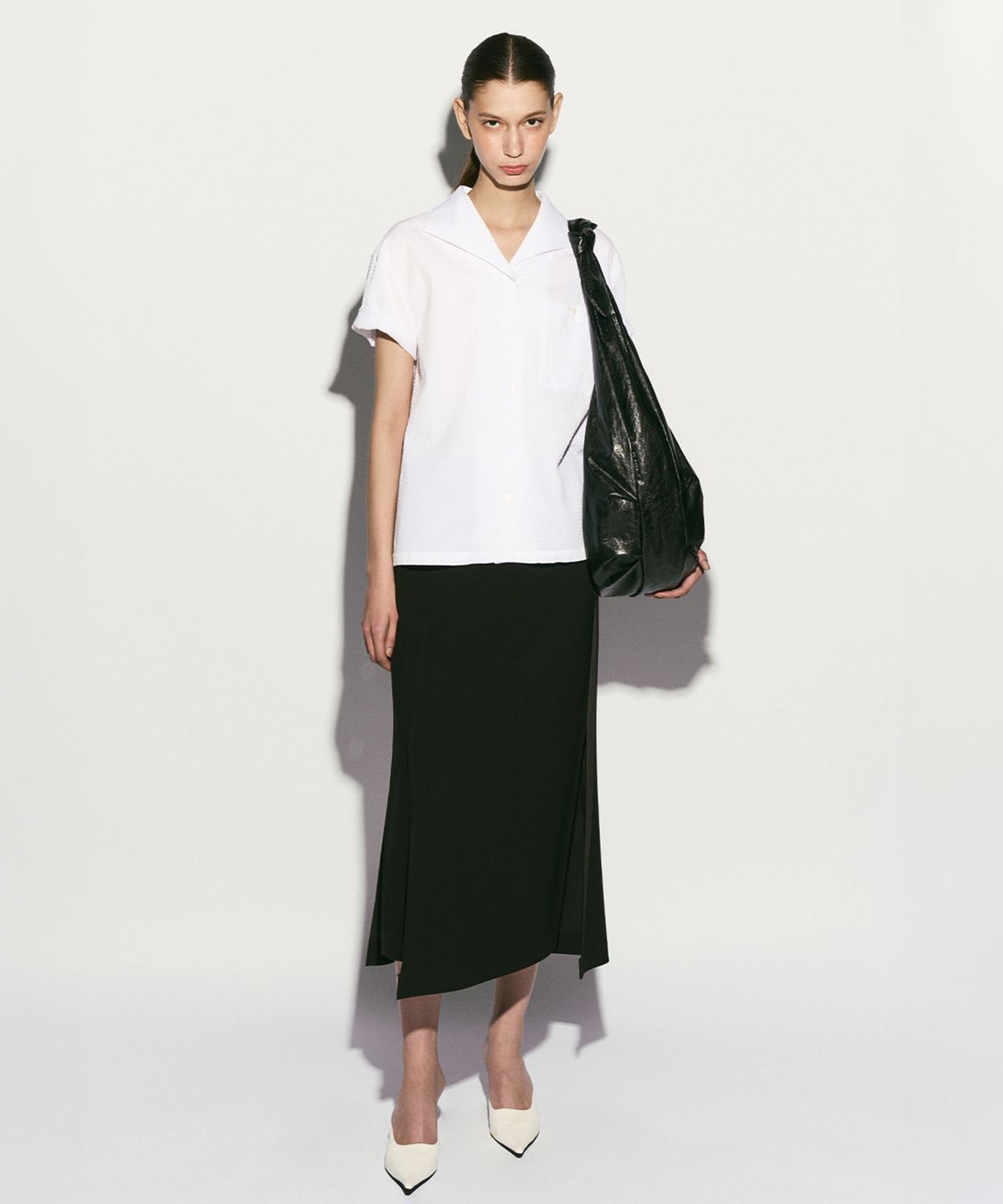 리이(RE RHEE) SLOUCHY HOBO BAG BLACK