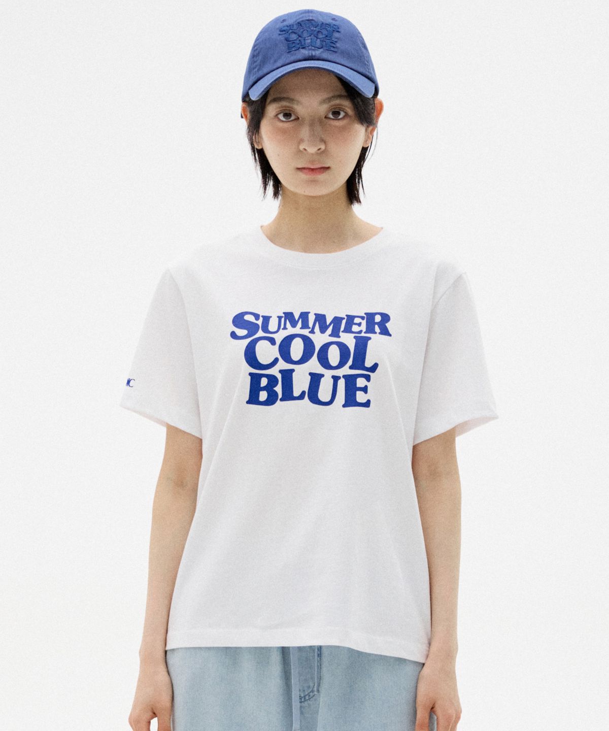 오아이오아이 컬렉션(OIOI COLLECTION) 퍼스널 컬러 레터링 티셔츠 [WHITE]