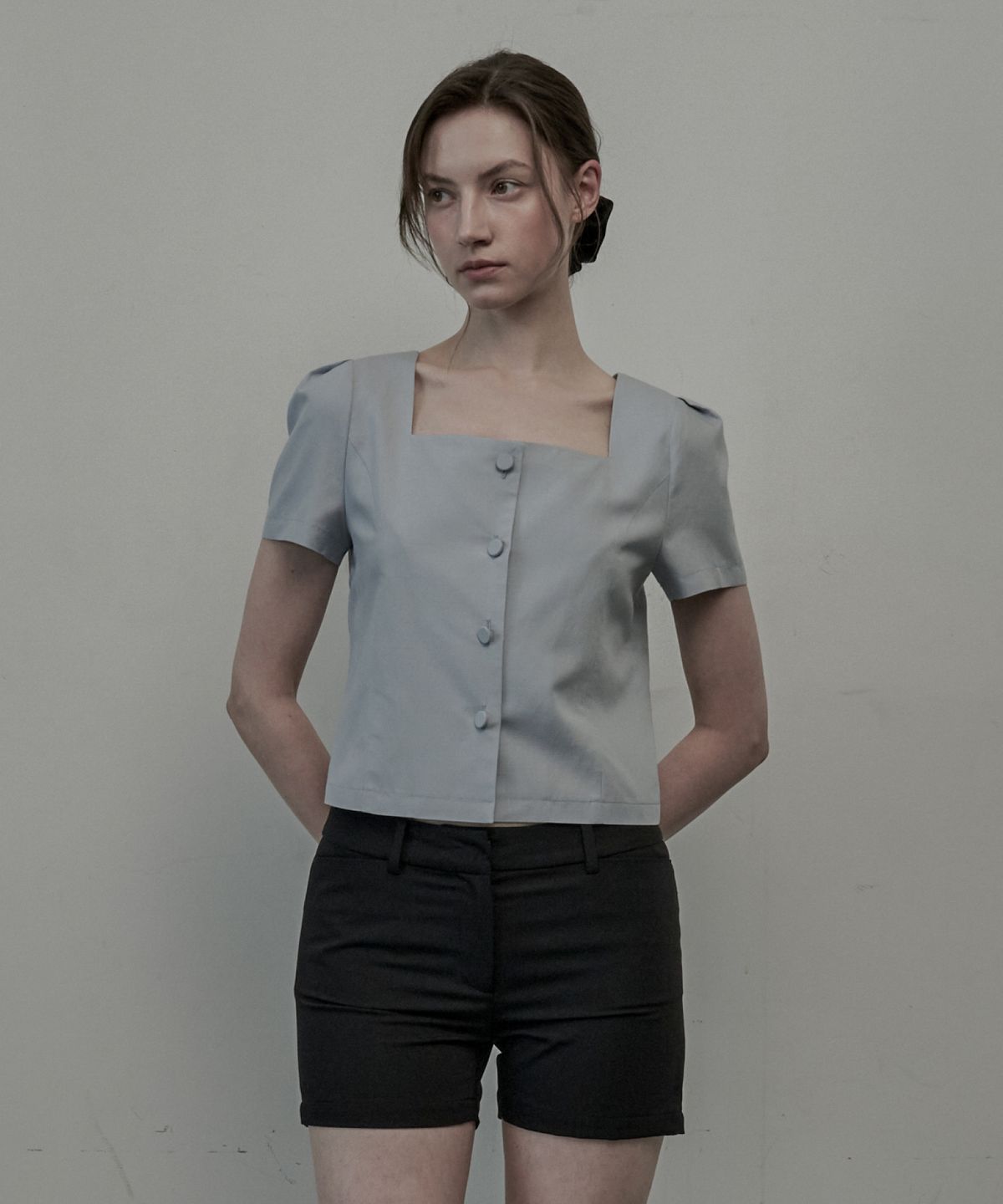 마우솔레움(MAU SOLEUM) Mellow Square Neck Blouse Jacket - Sky Blue