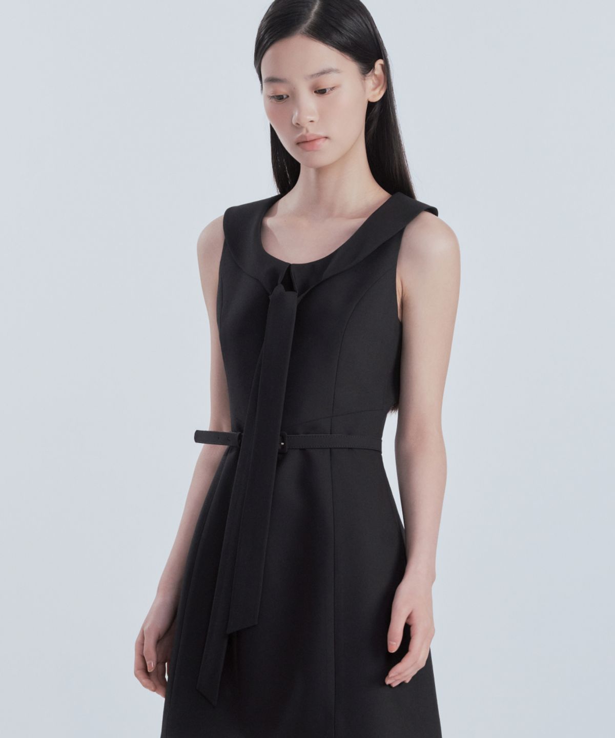 마우솔레움(MAU SOLEUM) Scarf Sleeveless Suit Dress - Black