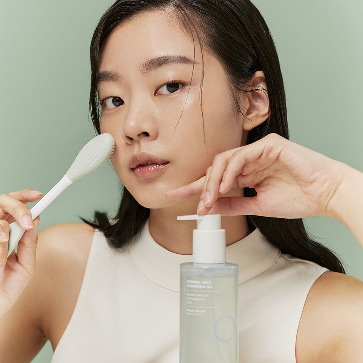 일소(ILSO) 네추럴 마일드 클렌징 오일 200ml + 듀얼 클린 브러시
