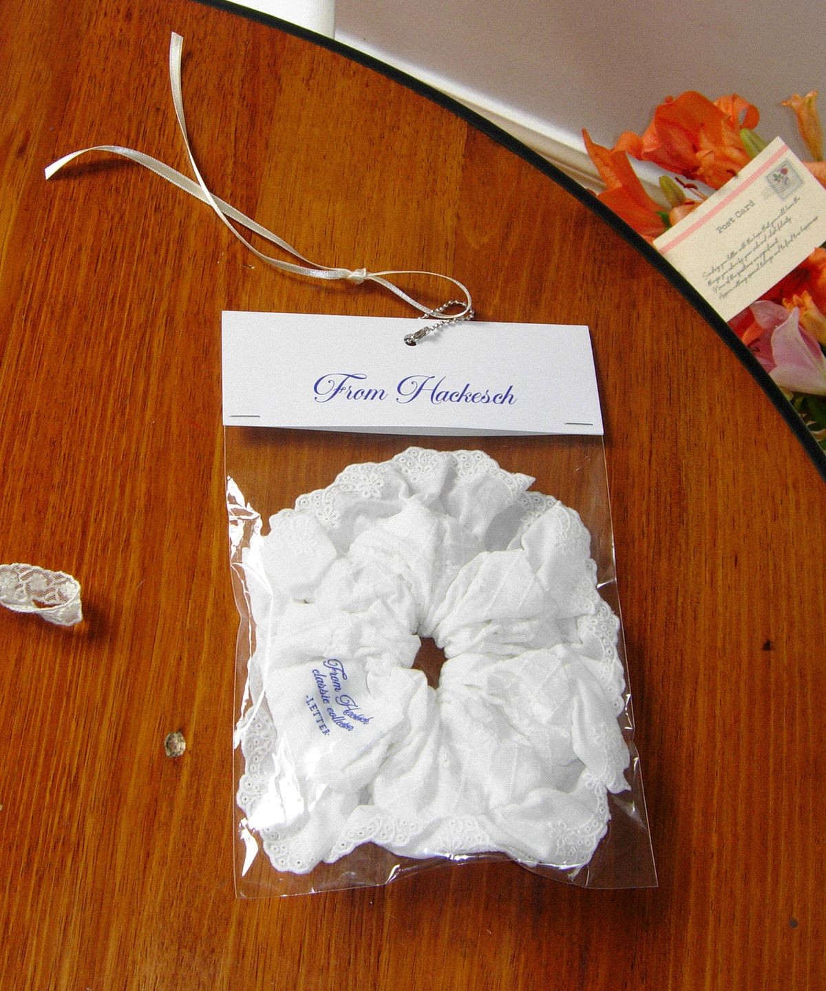 하케쉬(HACKESCH) Jasmin Scrunchie_White