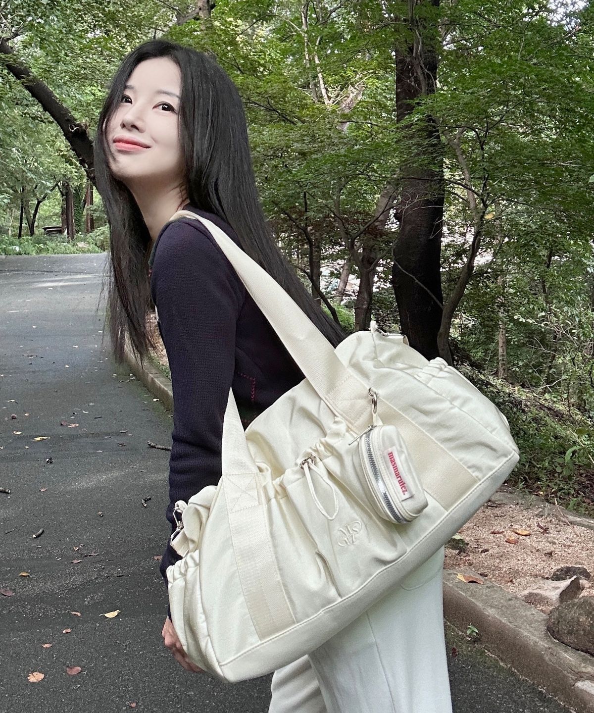 마스마룰즈(MASMARULEZ) [파우치세트] glossy shoulder duffel bag_Lemon chiffon