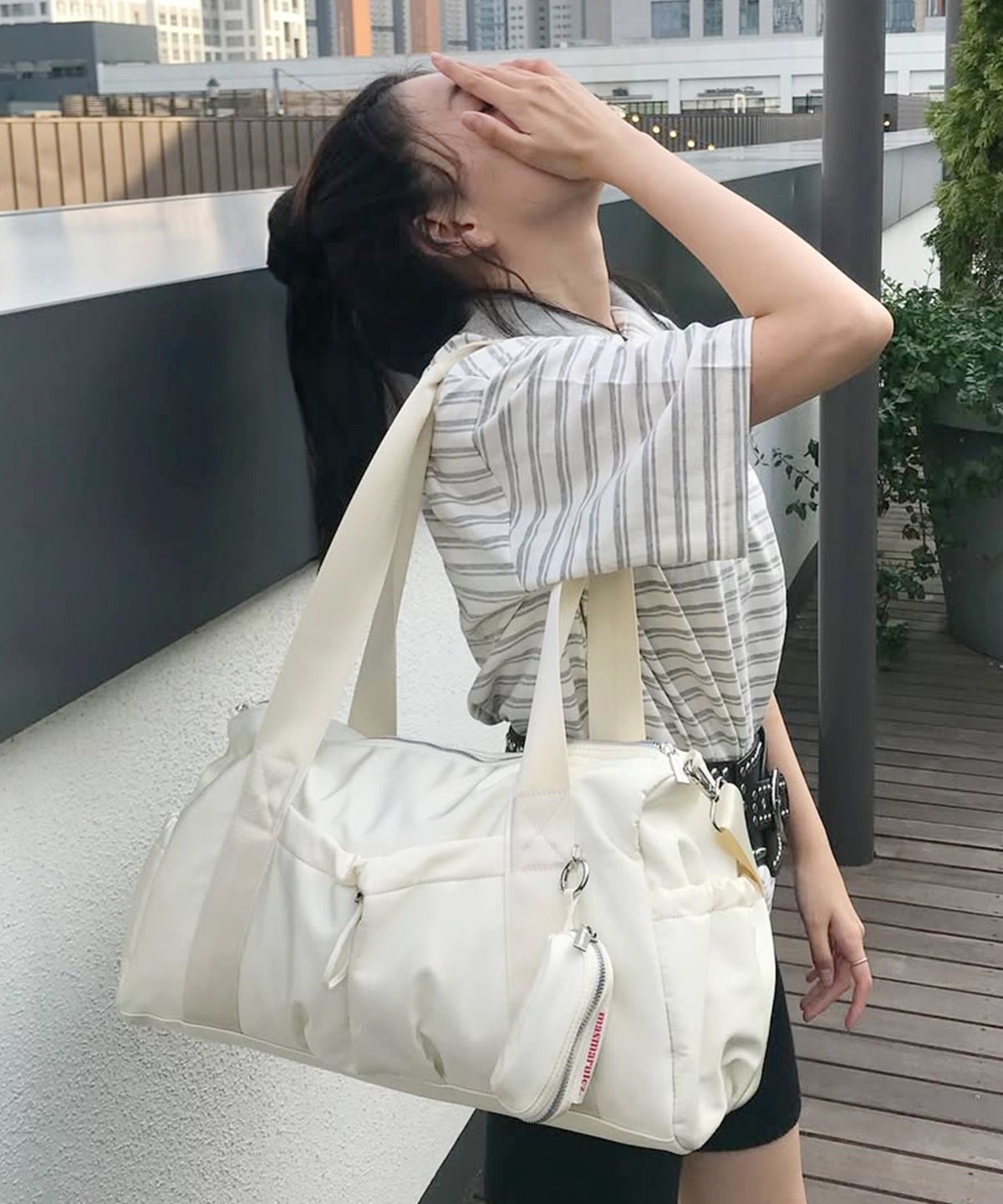 마스마룰즈(MASMARULEZ) [파우치세트] glossy shoulder duffel bag_Lemon chiffon