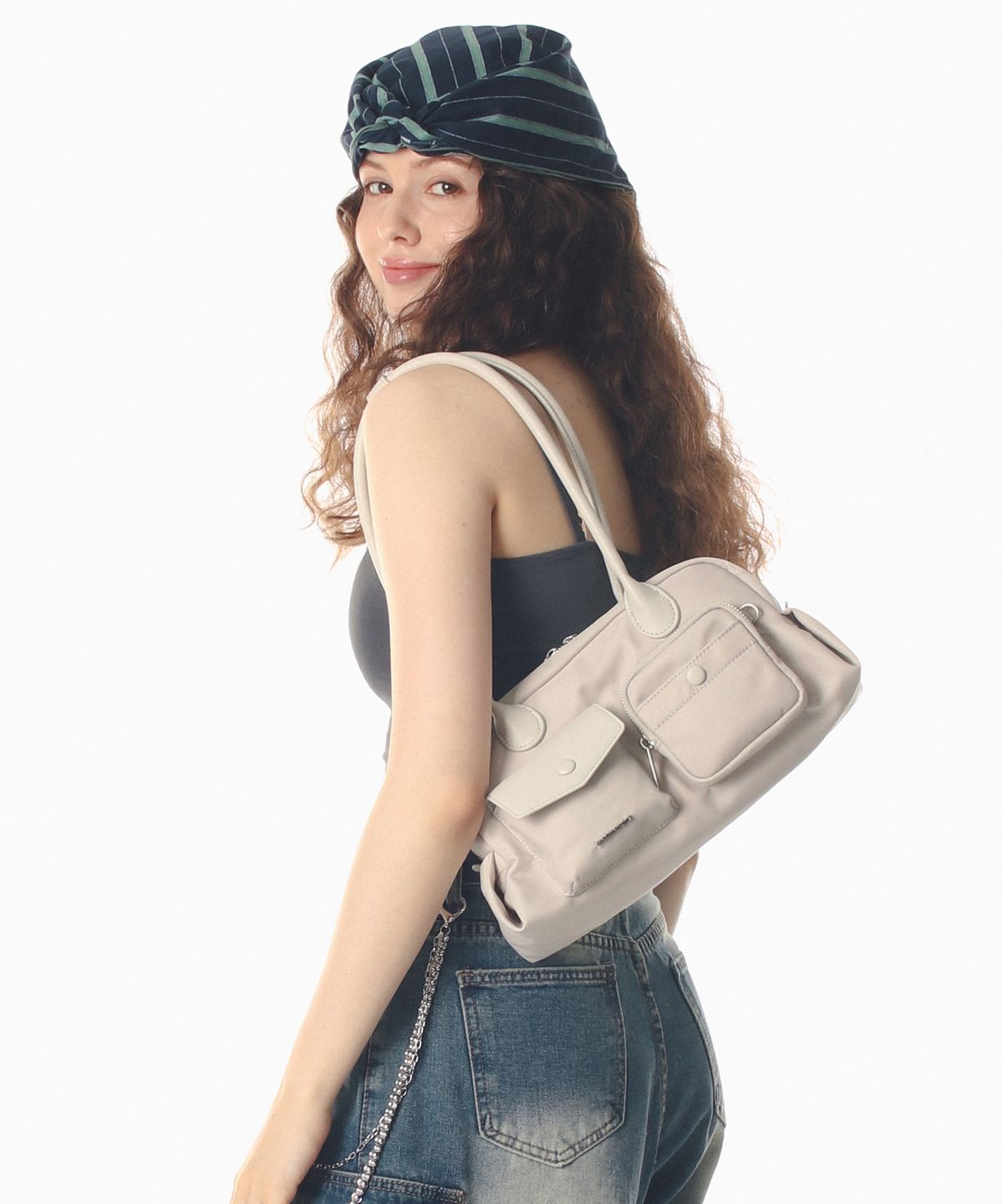 마스마룰즈(MASMARULEZ) Chaming Nylon shoulder bag_Silver gray