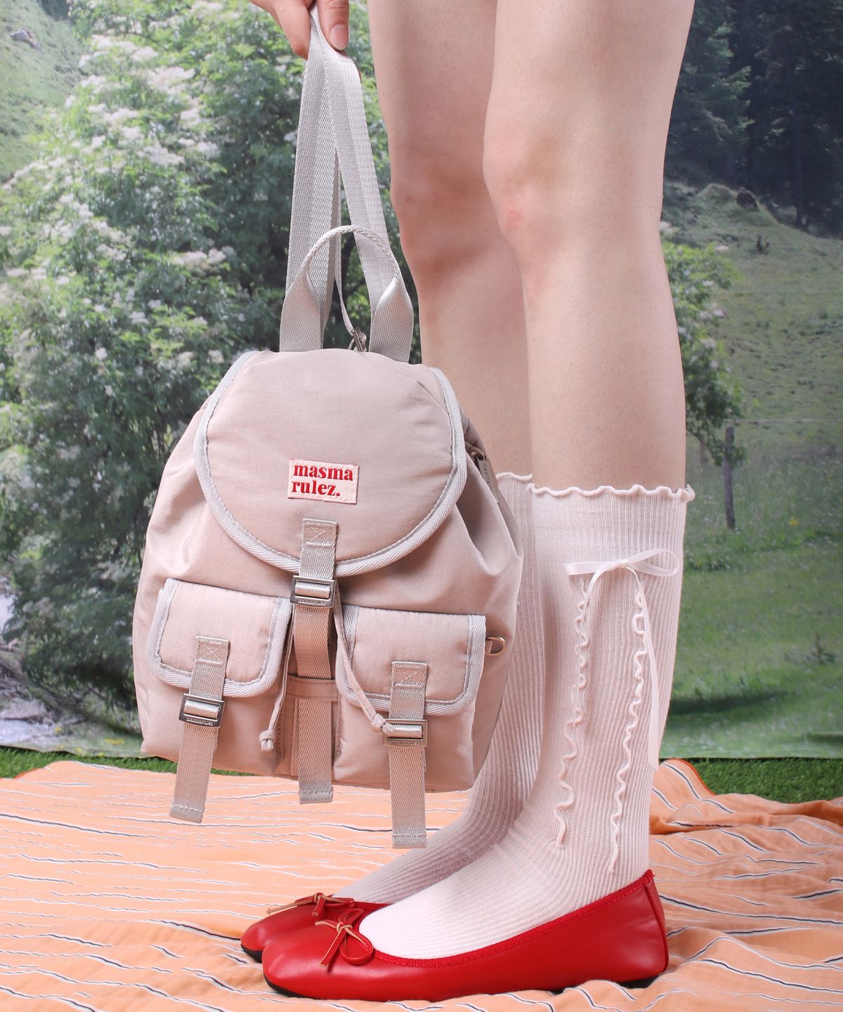 마스마룰즈(MASMARULEZ) mini ver. Glossy belted flap backpack_Light gray