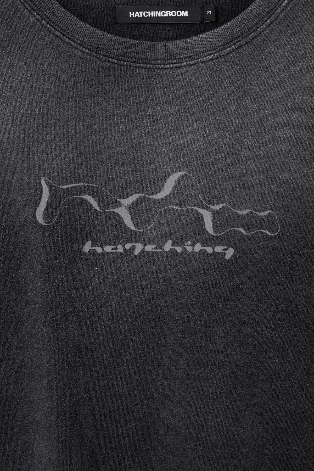 해칭룸(HATCHINGROOM) Room Tee Black