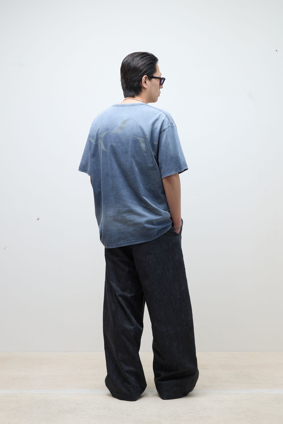 해칭룸(HATCHINGROOM) Room Tee Blue