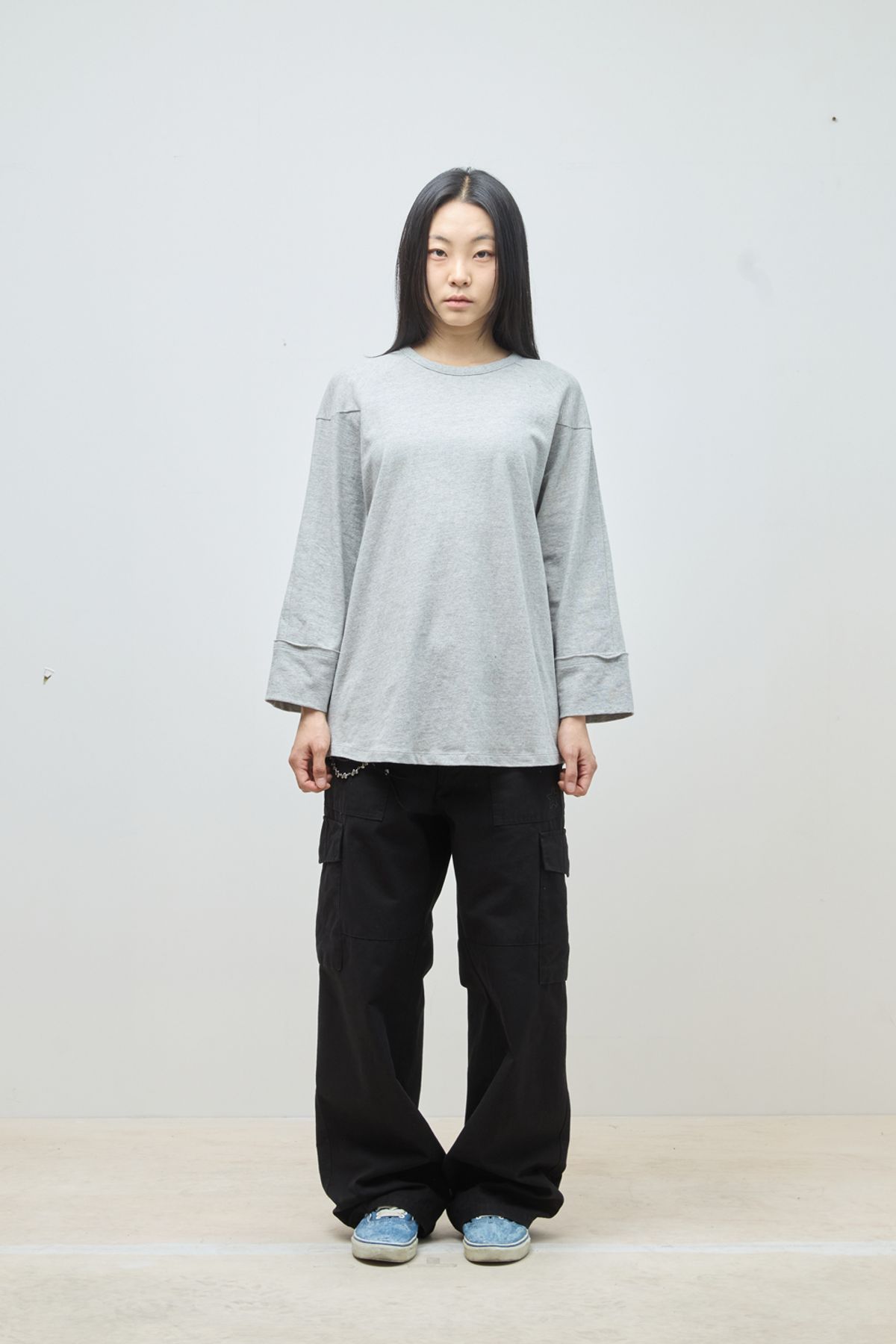 해칭룸(HATCHINGROOM) Seven Cut Tee M.Grey