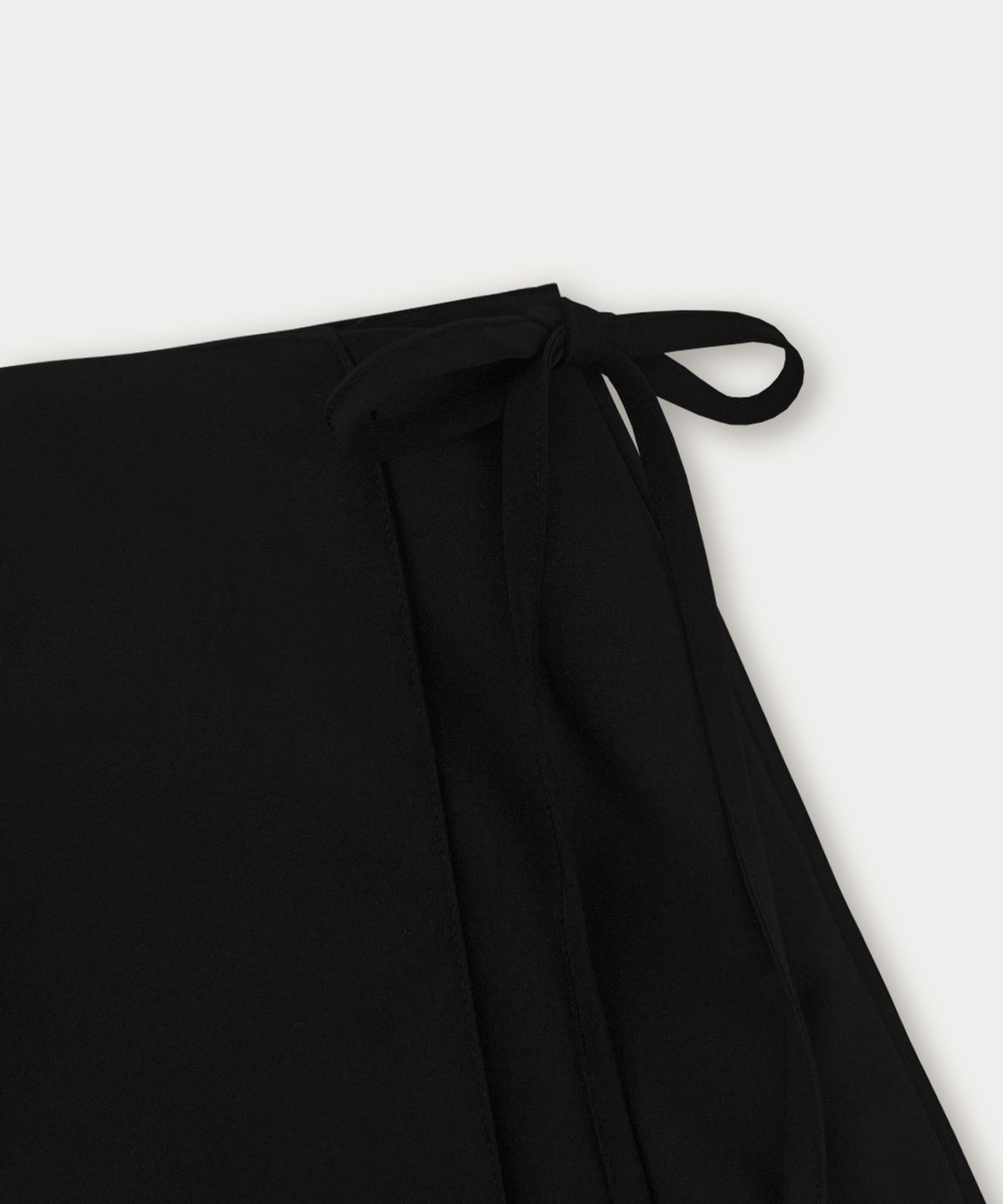 썸웨어버터(SOMEWHEREBUTTER) Biker Layered Skirt Pants - Black