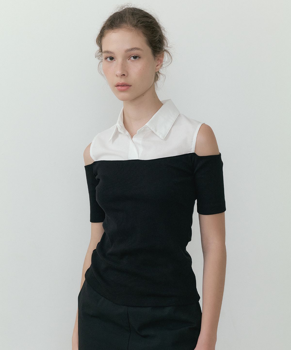 루시르주(LUCIR ZU) Off-Shoulder Shirt Top (black)