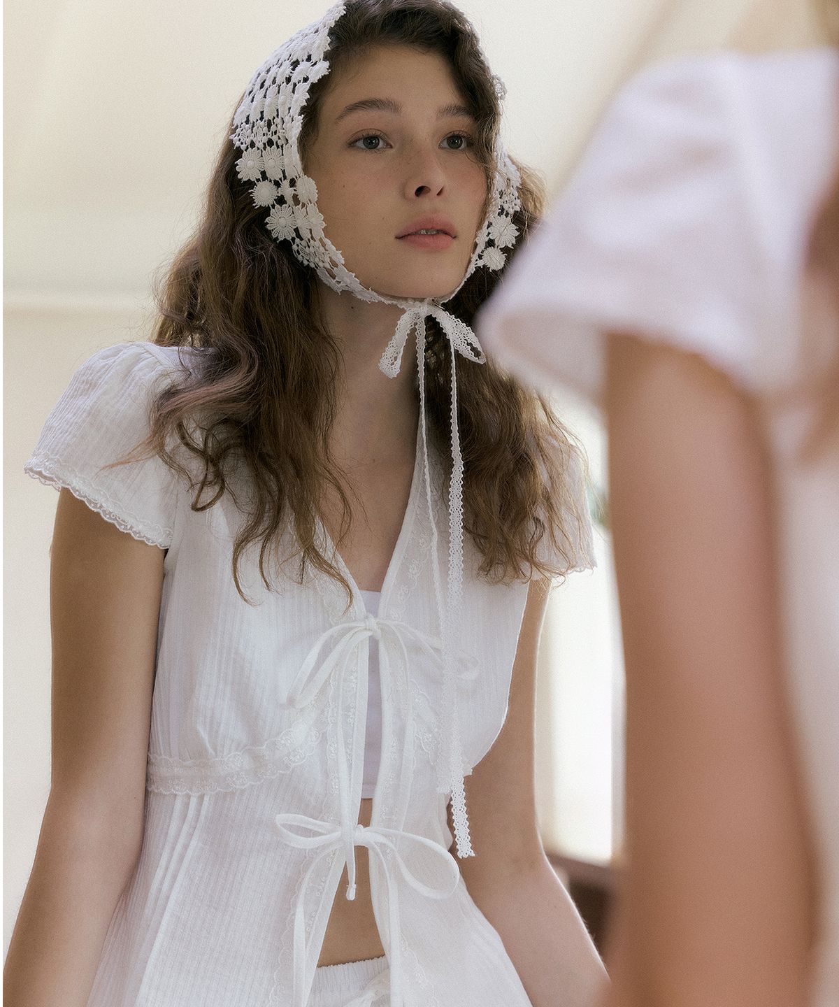 루시르주(LUCIR ZU) Havana Lace Blouse (ivory)