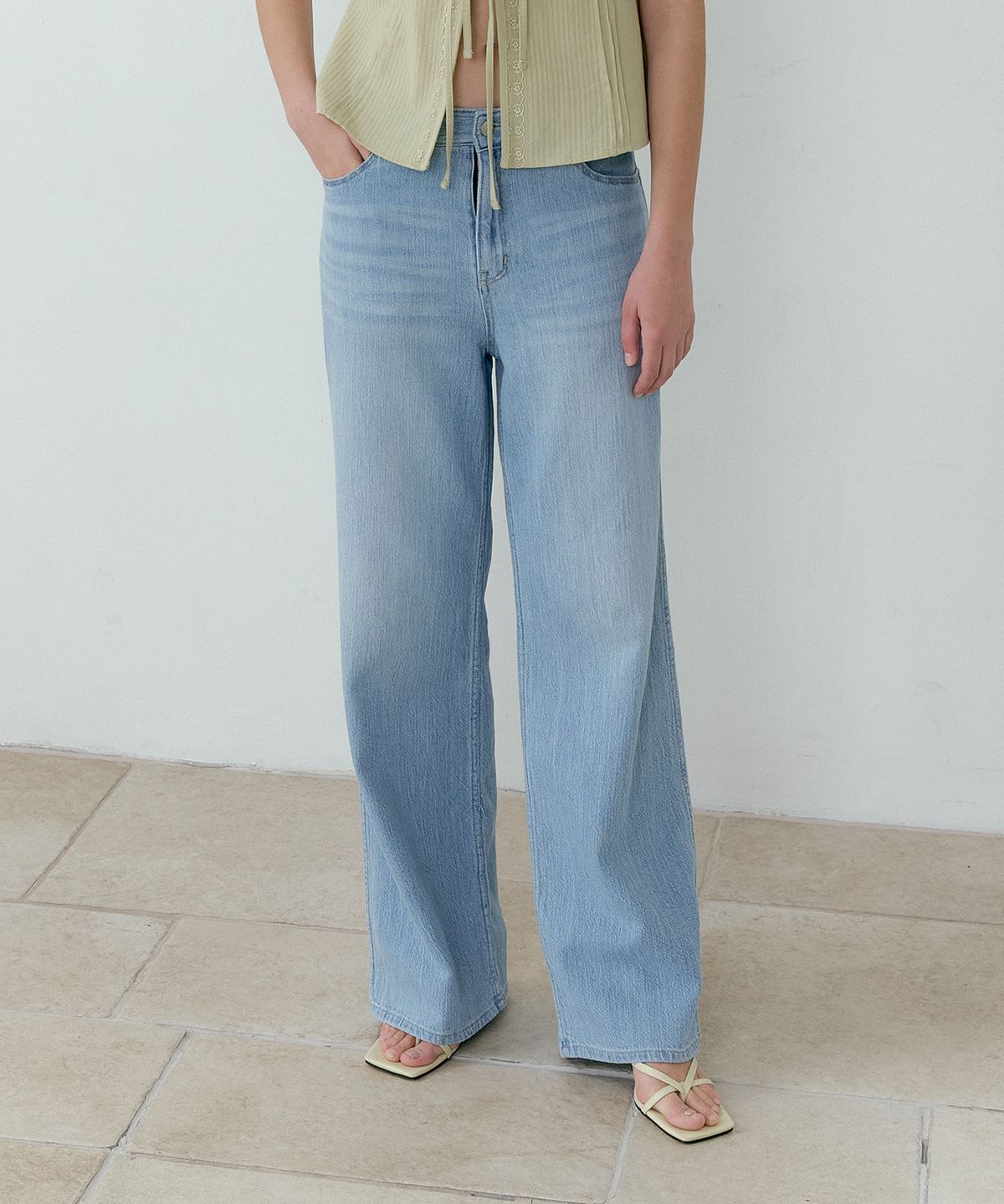 루시르주(LUCIR ZU) Washed Loose Jeans (light blue)
