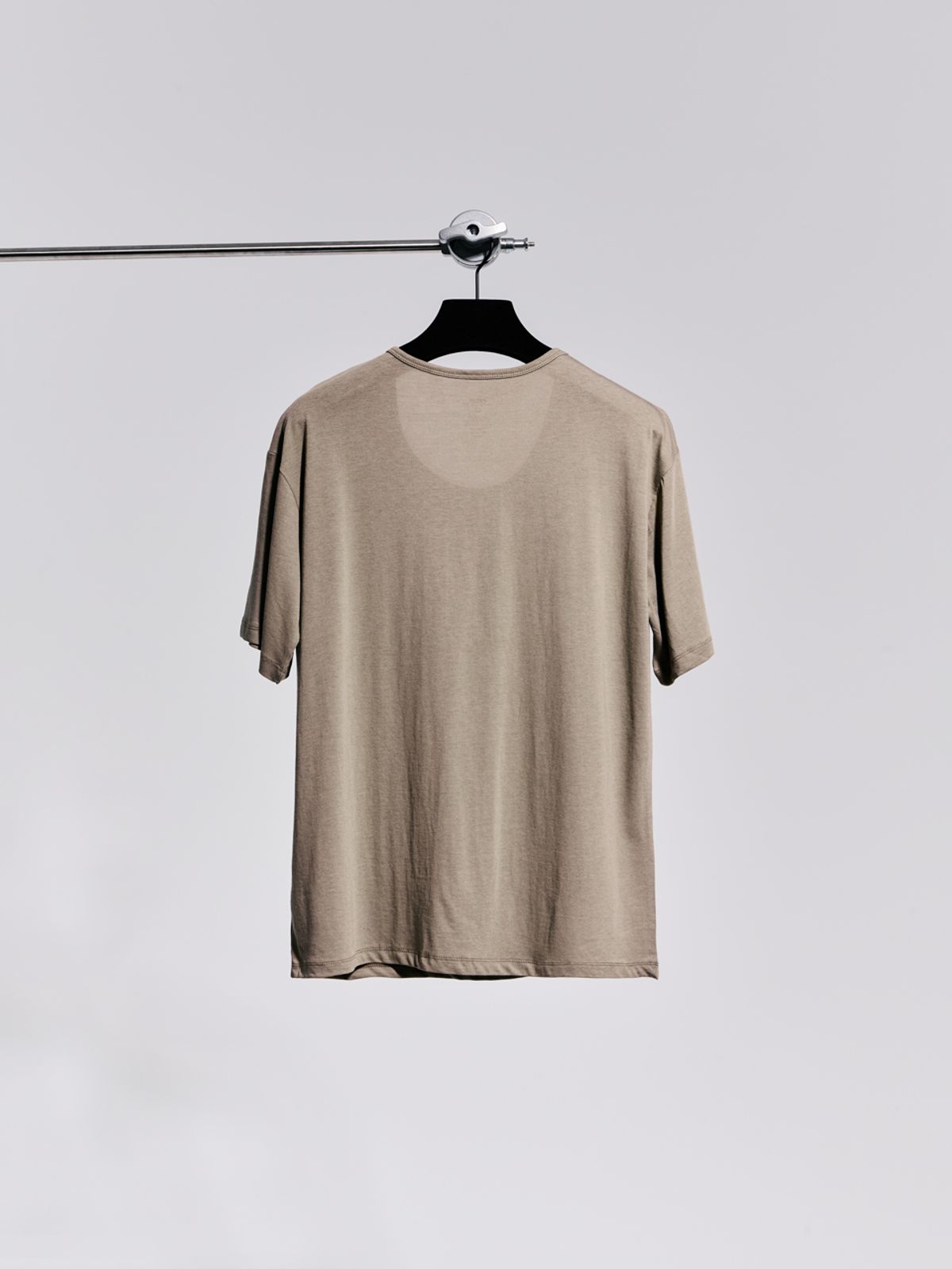 고저(GOZER) UNDER HALF T-SHIRT_LIGHT KHAKI