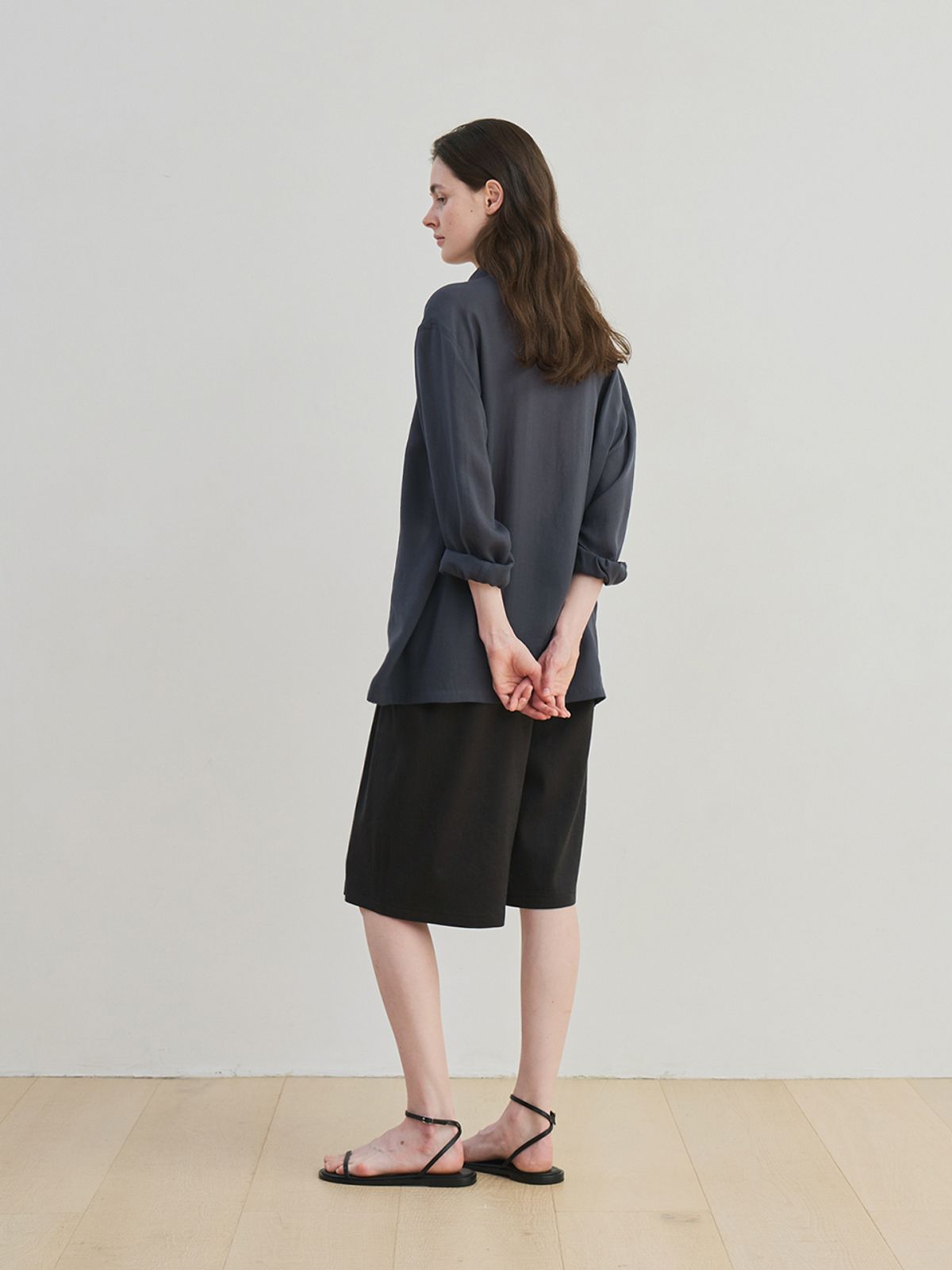 모이아(MOIA) viscose linen half pants (black)