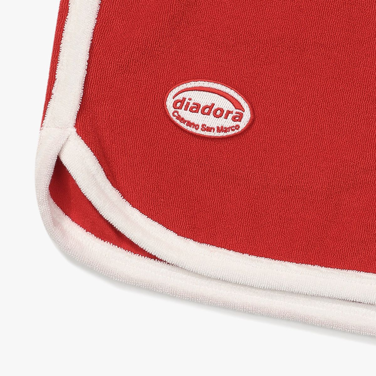 디아도라(diadora) 돌핀 테리 3부 팬츠 RED
