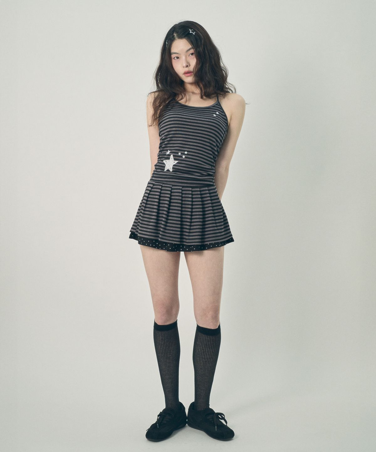 미헤브(MIHEV) 스트라이프 홀터넥 탑