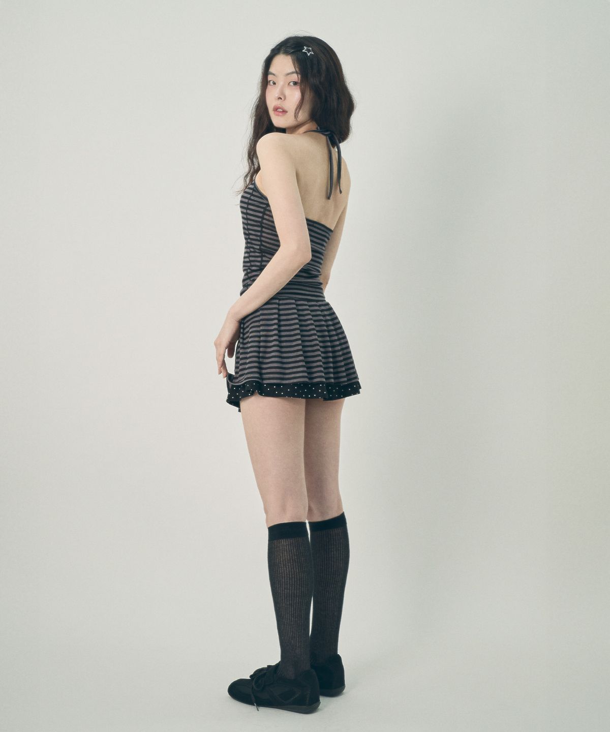 미헤브(MIHEV) 스트라이프 홀터넥 탑