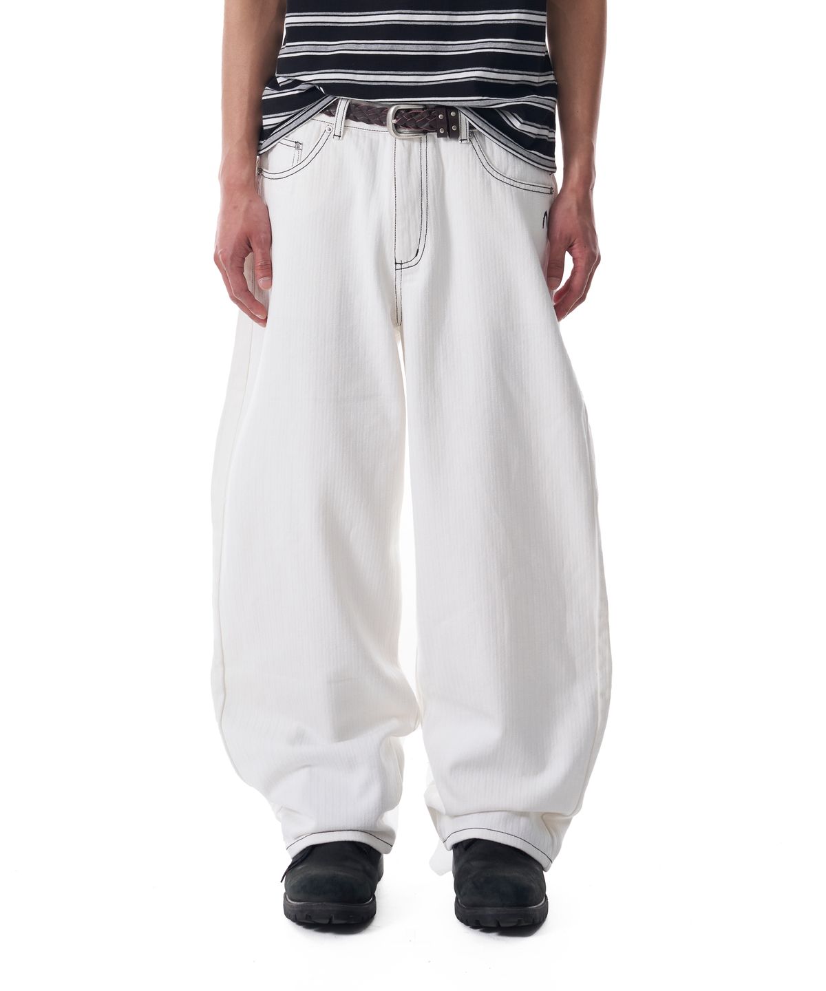 아캄(AAKAM) Cinch Back Cotton Pants (Ivory)