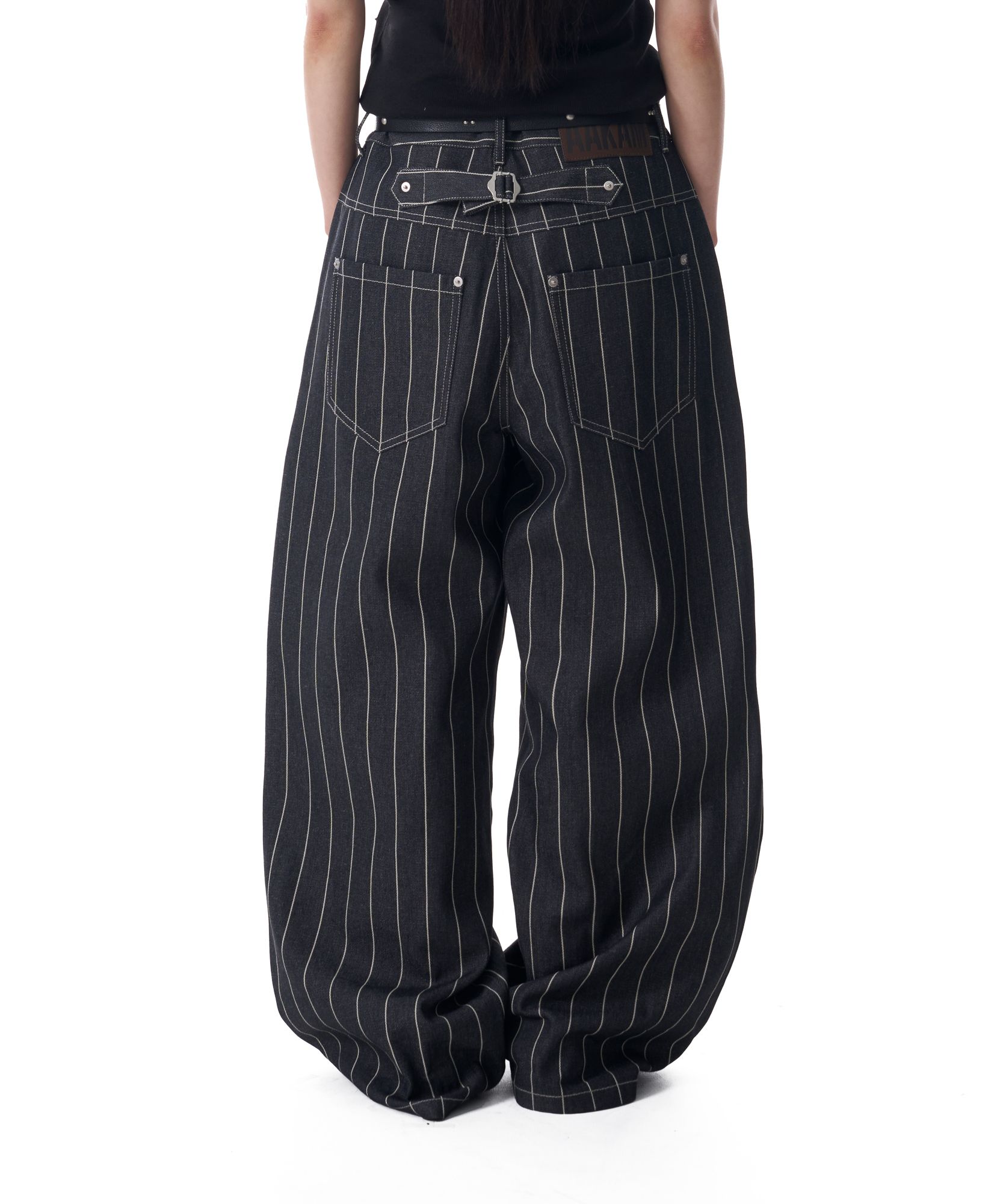 デニム・ジーパン AAKAM Striped Cinch Back Denim Pants 5SH057 MUSINSA | AAKAM Striped Cinch Back Denim Pants (Black)