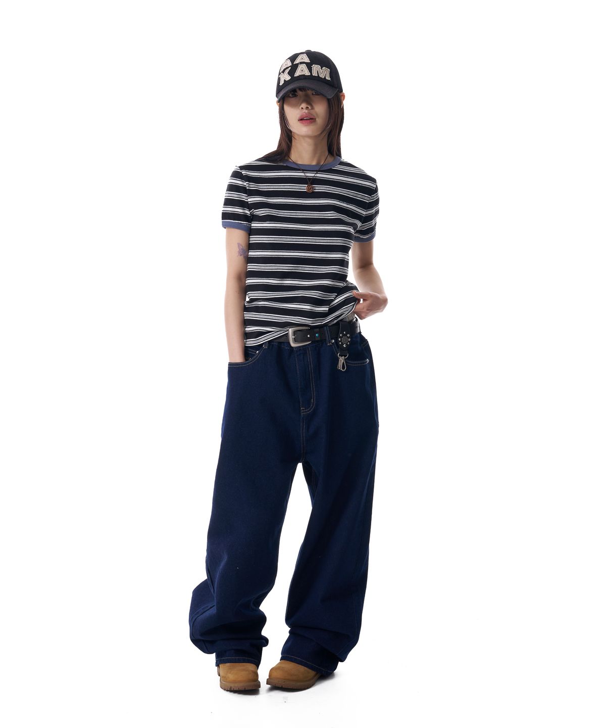 아캄(AAKAM) Tapered Denim Pants (Dark Blue)
