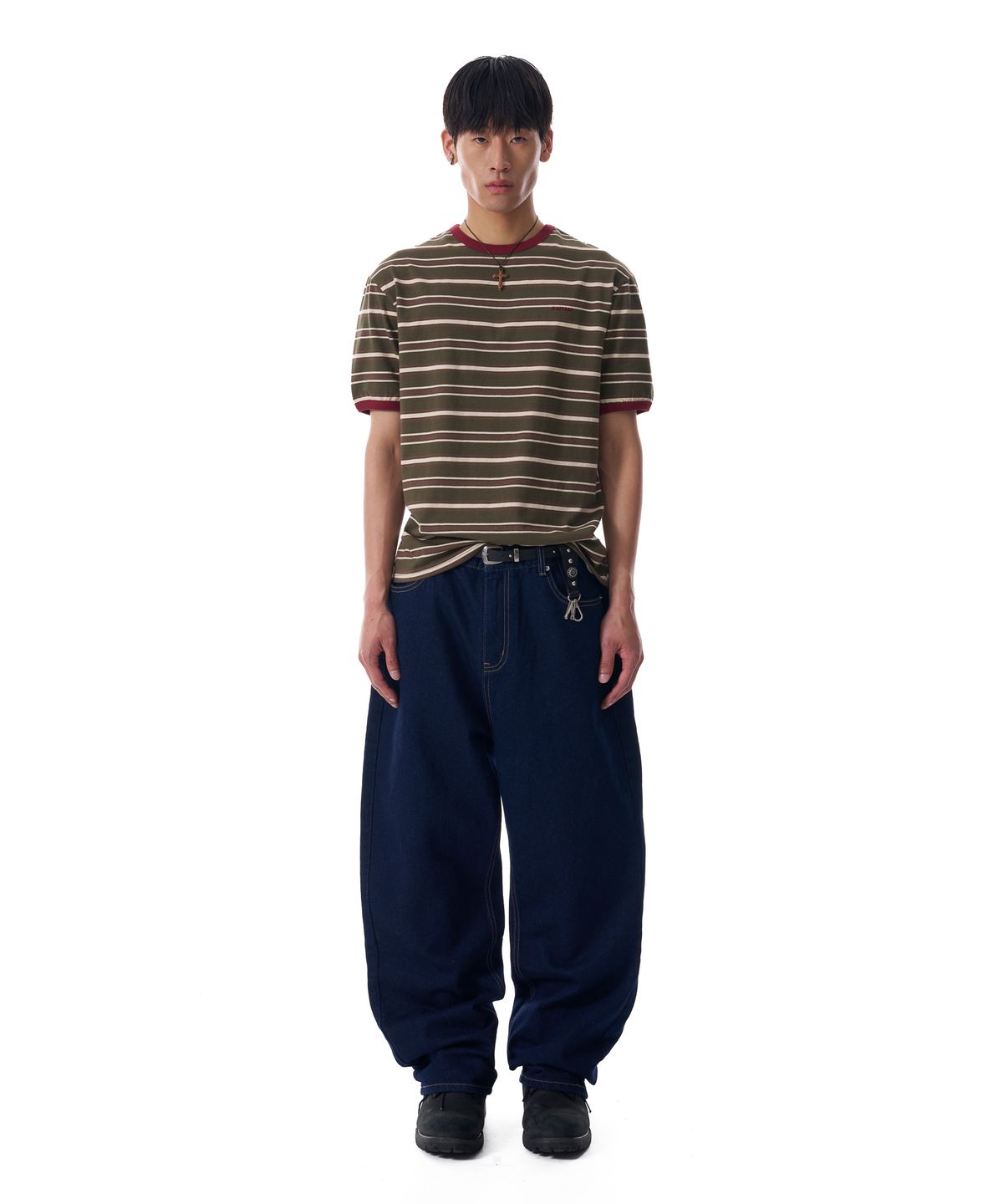 아캄(AAKAM) Tapered Denim Pants (Dark Blue)